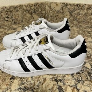 Adidas Superstars size 7